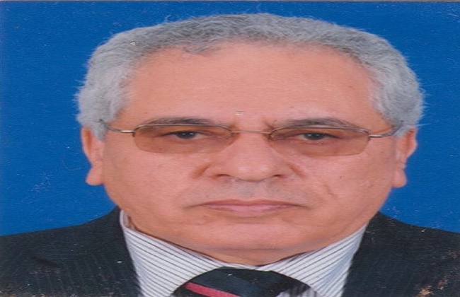 الدكتور جمال صيام، أستاذ الإقتصاد الزراعي،